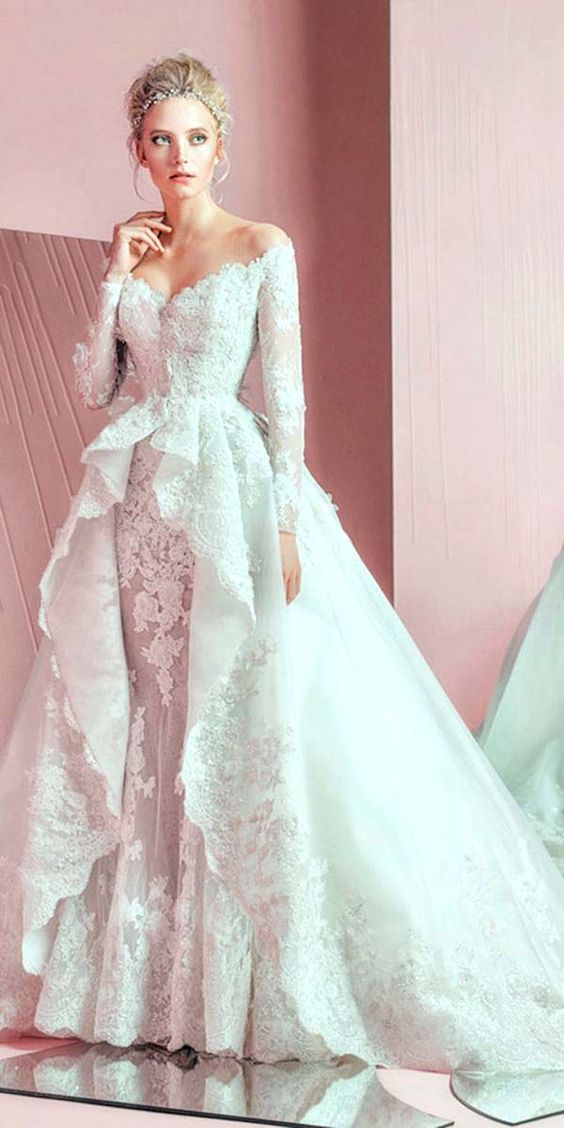 stunning-long-sleeve-wedding-dress